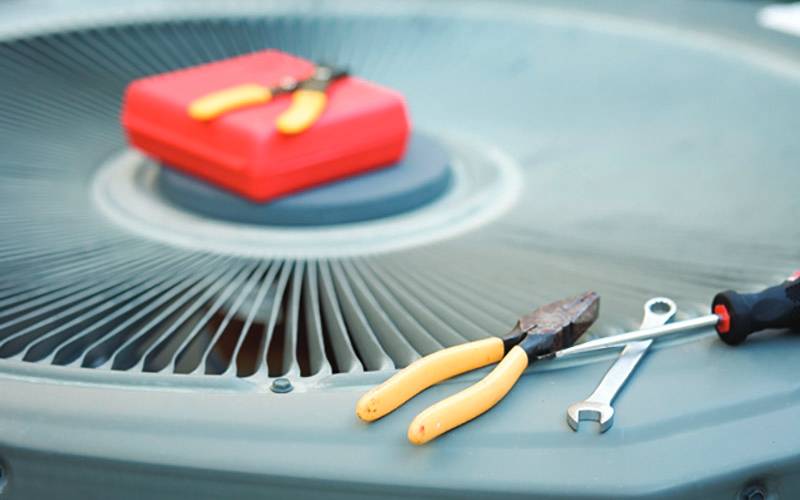 3 Signs It’s Time to Call a Technician for an AC Repair